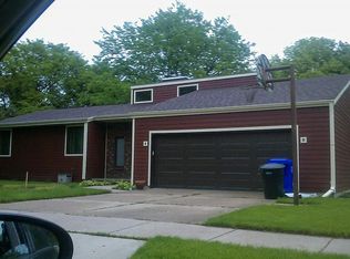 1216 S Irma St, Appleton, WI 54915