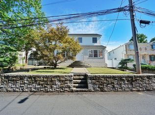 10 Arkansas Ave, Staten Island, NY 10308
