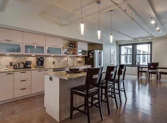 3rd image of 915 Olive St APT 1413
