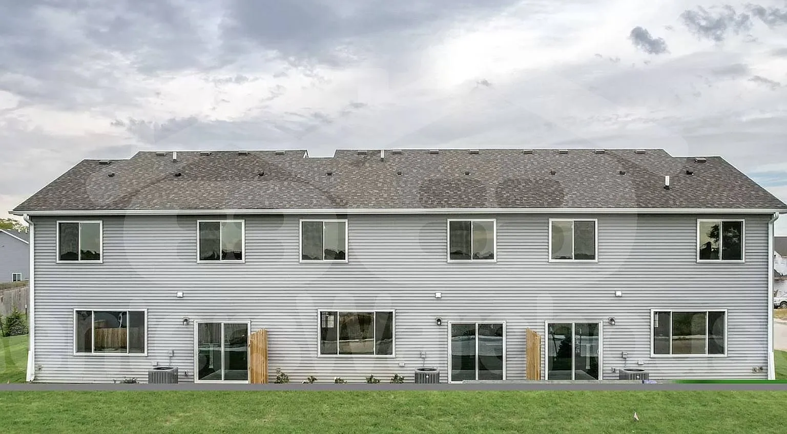 Three Bedroom Brand New Townhomes — Photo 1