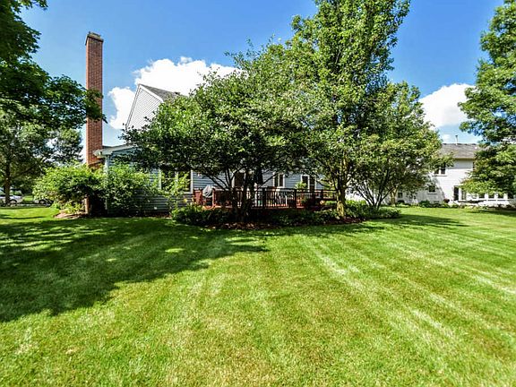 5th image of 7031 Bennington Dr
