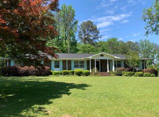 2106 Dobbs Rd, Alexander City, AL 35010