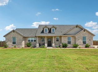 2505 Southern Oak Trl, Terrell, TX 75161