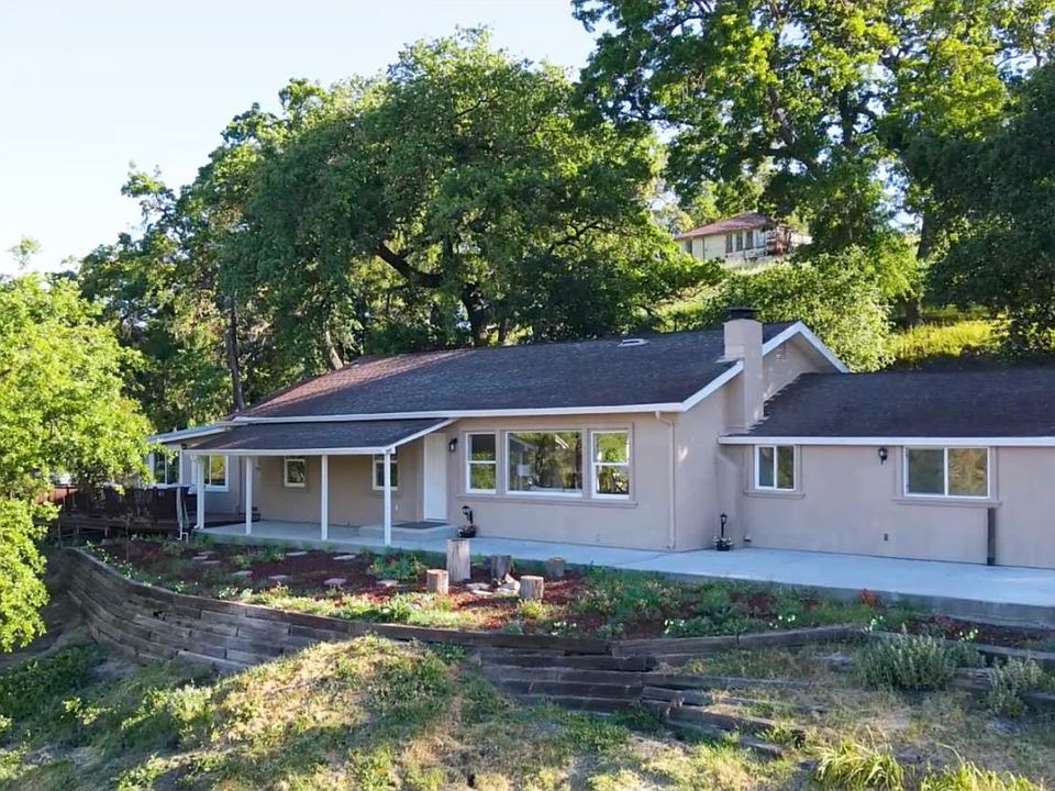 1st image of 22000 Fortini Rd