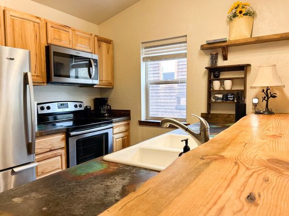 10985 Cayuse Ct APT 4