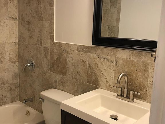 3rd image of 424 Broughton Ave