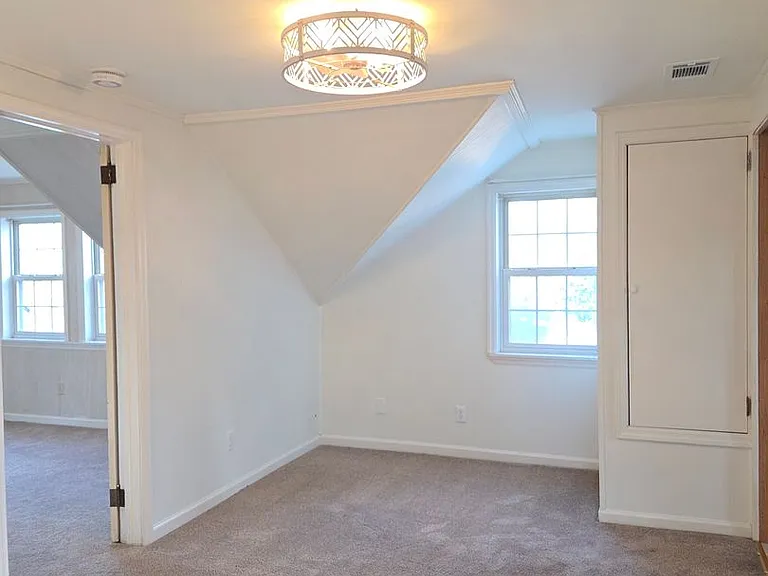 147 Lakemont Dr #B — Photo 5