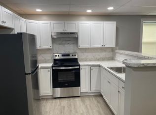 140 E Main St APT 5, Bath, PA 18014