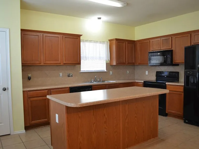 5809 Graphite Dr — Photo 8