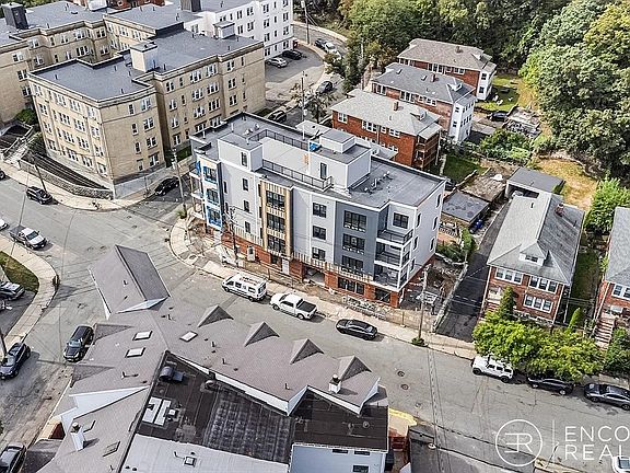 3rd image of 36A Colborne Rd #U1
