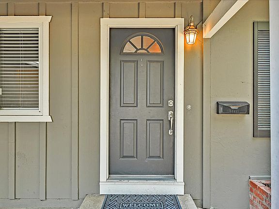 2nd image of 5272 Halifax Dr