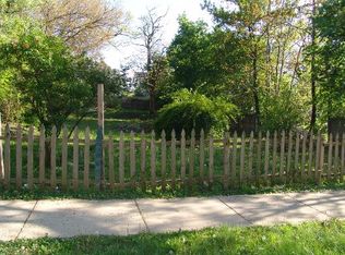 702 2nd Ave, Joliet, IL 60433