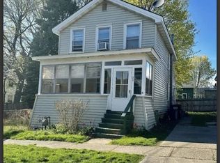 35 Lawrence St, Oswego, NY 13126