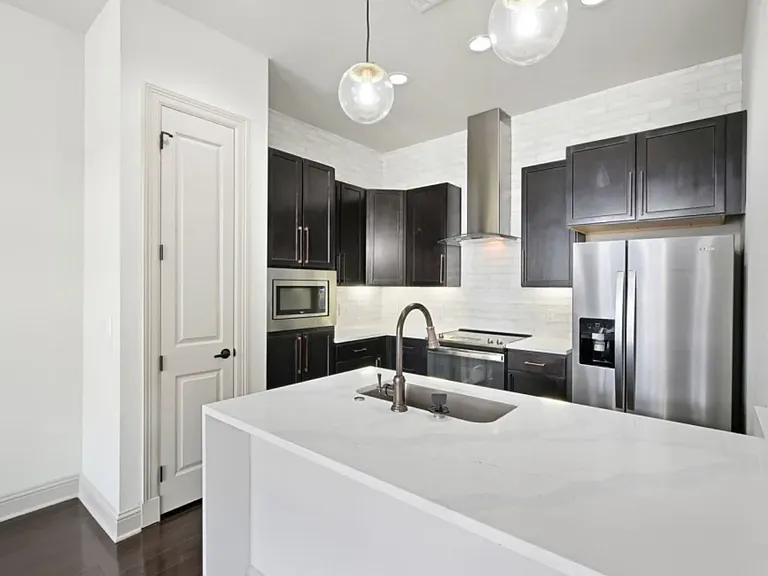 14856 Perthshire Rd — Photo 9