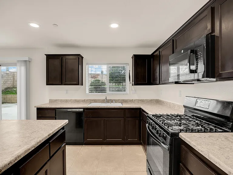 6922 Sunbeam Way — Photo 15