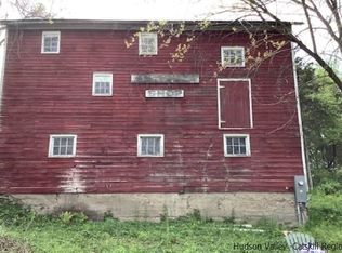 8863 Route 9w, Athens, NY 12015