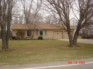1370 Tibbetts Wick Rd, Girard, OH 44420