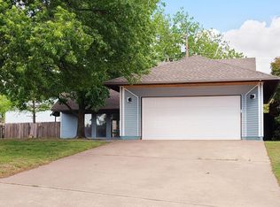 1401 Sun Rise Dr, Enid, OK 73703