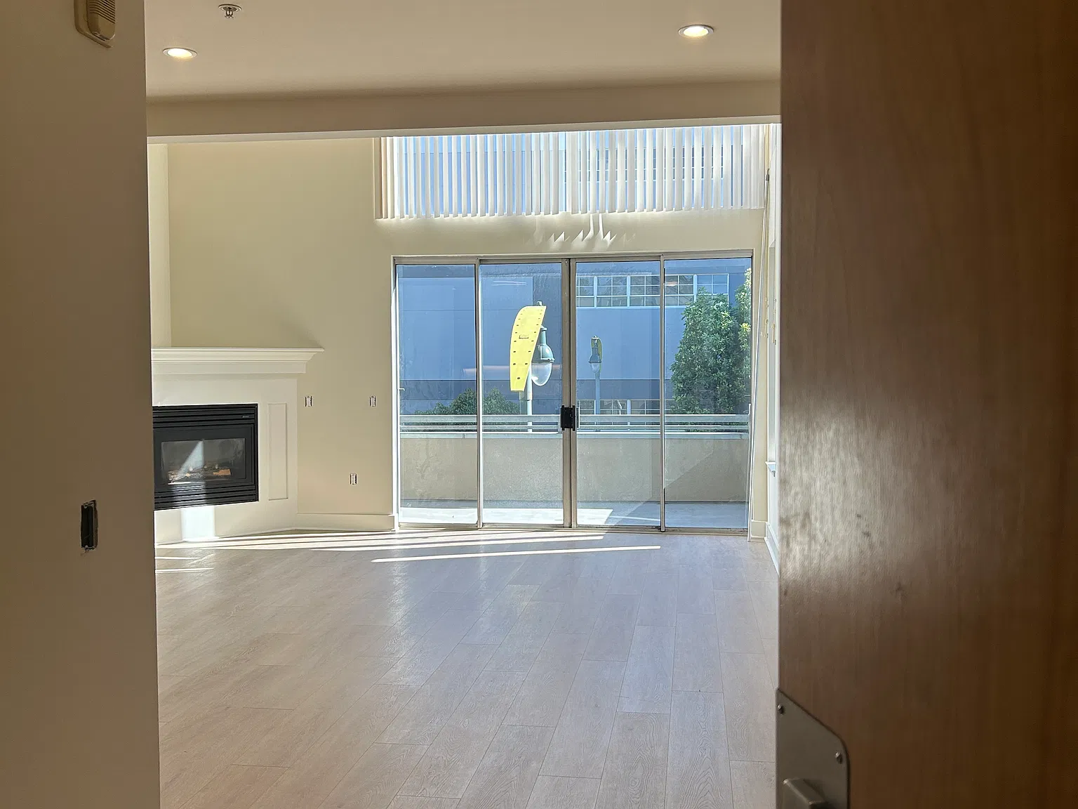 2 bed, 1397 sqft, $7,495 — Photo 3