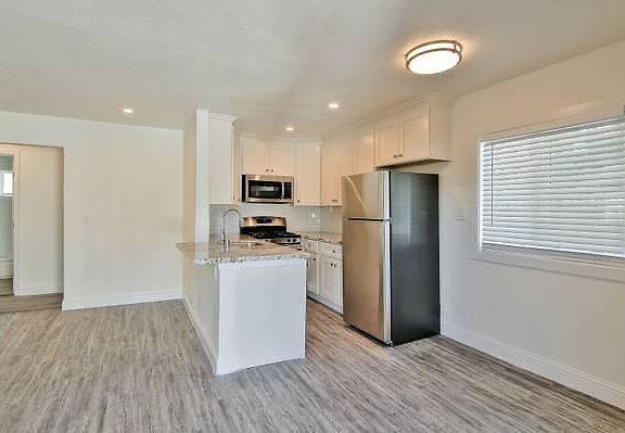 2nd image of 760 N 23rd St APT 22