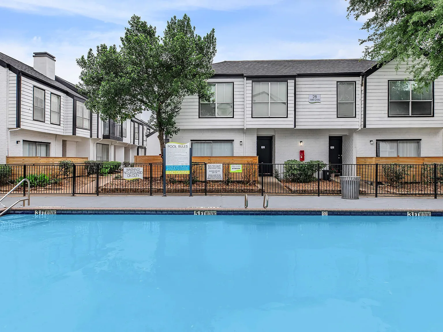 Bayou Park Apartments — Photo 3
