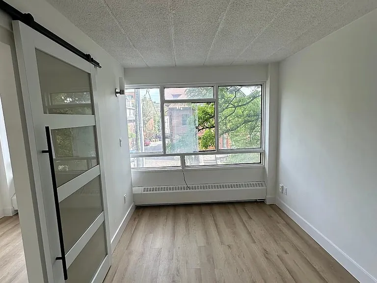 283 Maclaren St — Photo 17