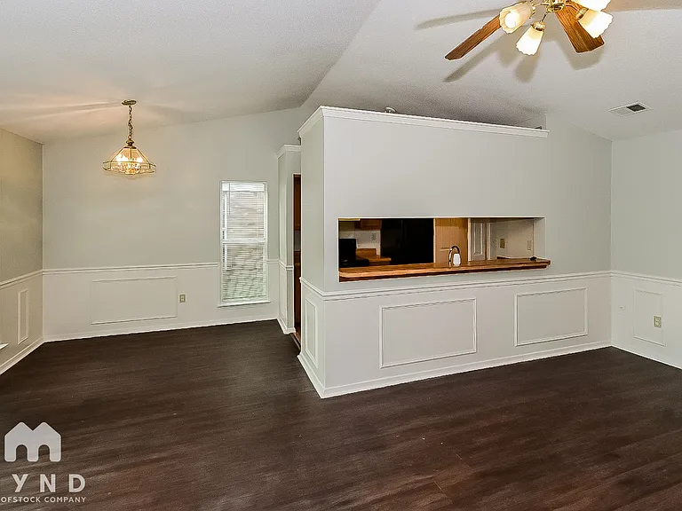 3405 Laurelwood St — Photo 6