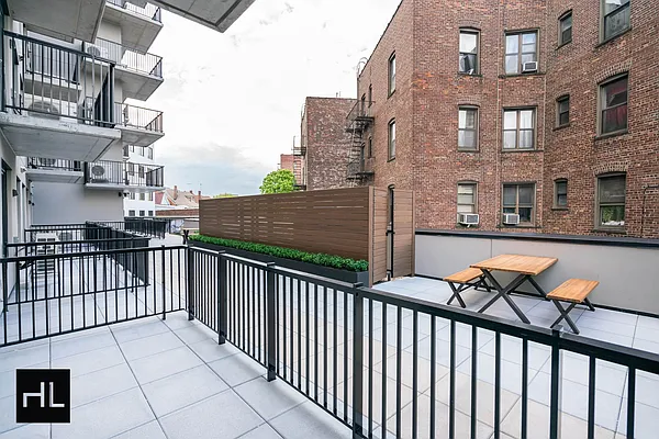 Rented by Highline Residential | media 10
