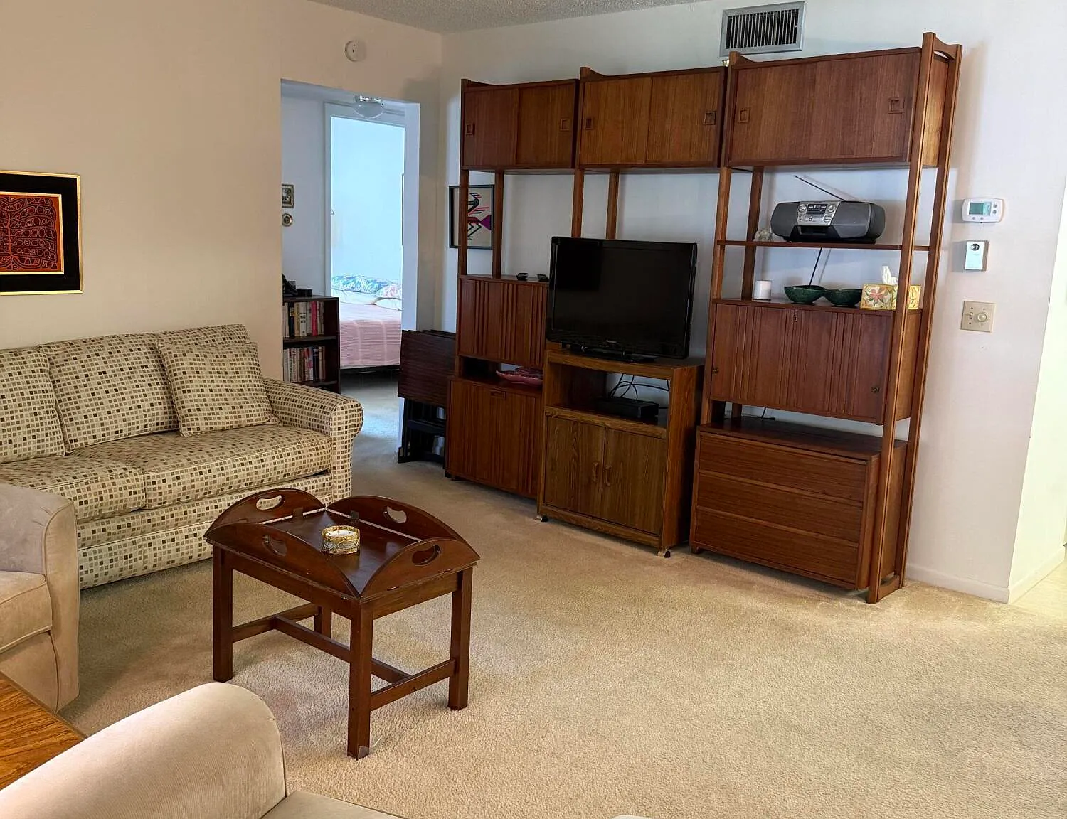 2 bed, 1.0 bath, 804 sqft, $1,450 — Photo 2