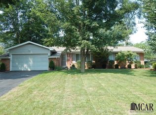 1216 Ashland Dr, Temperance, MI 48182