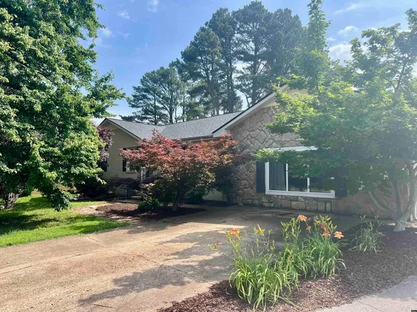 199 Weldon Dr, Martin, TN 38237