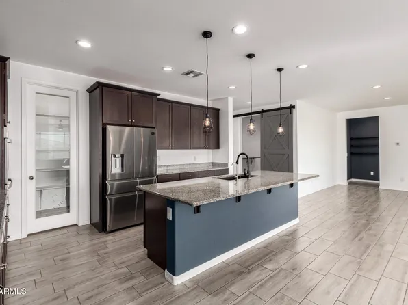 18443 W PIONEER Street, Goodyear, AZ 85338