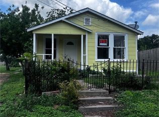 706 E Virginia Ave, Victoria, TX 77901