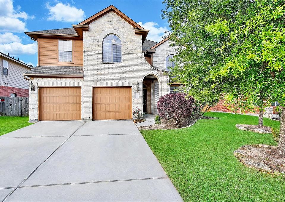 1st image of 21320 Village Crossing Ln