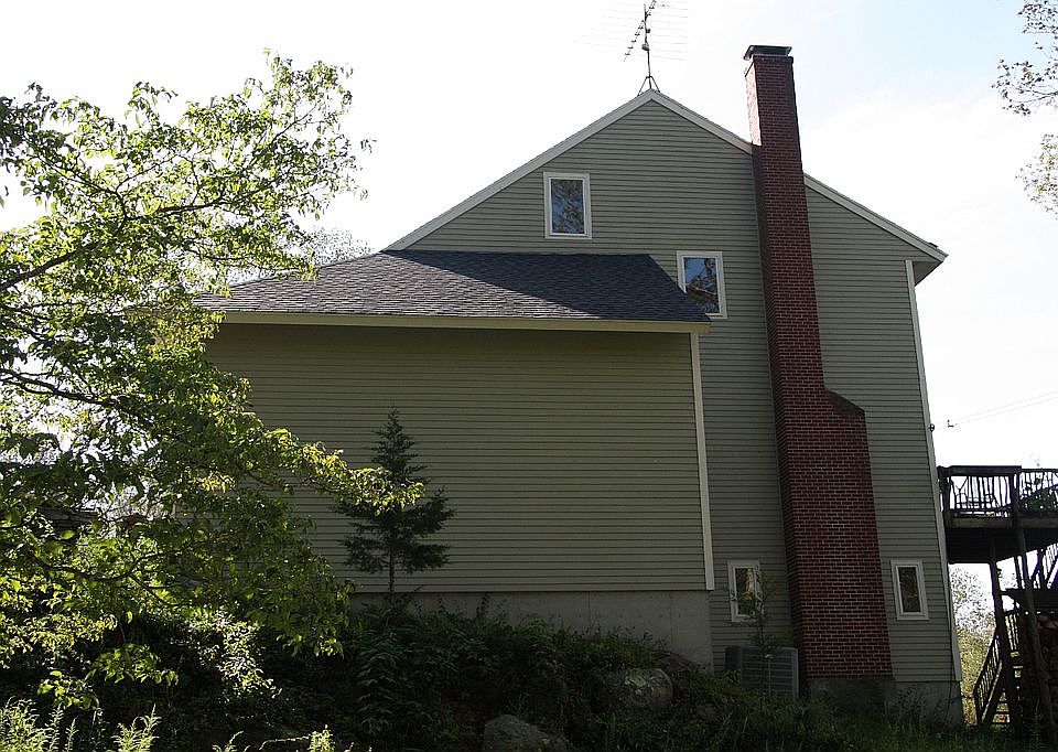 2nd image of 167-1 Mount Archer Rd
