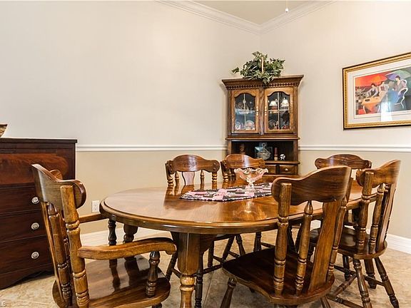 5th image of 10502 Winged Elm Ln