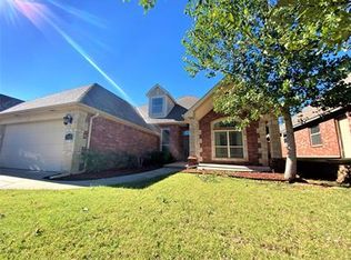 15521 Creek View Dr, Edmond, OK 73013