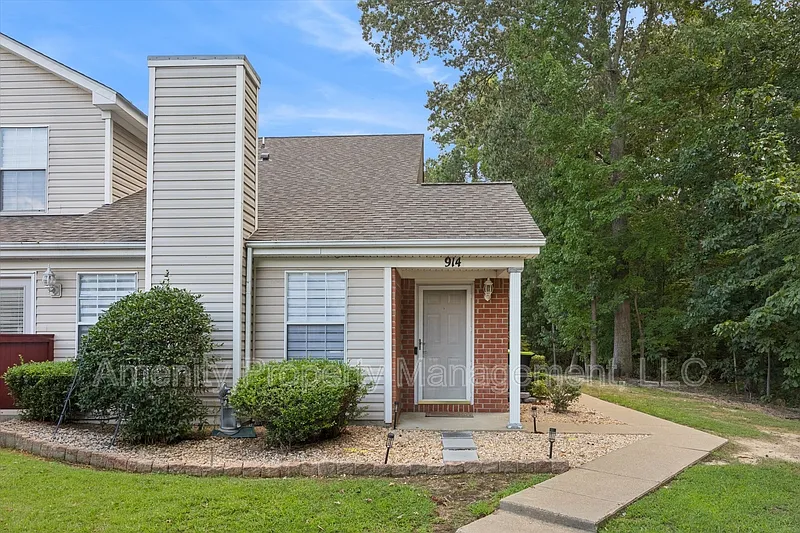 2 bed, 2.0 bath, 1606 sqft, $2,300 — Photo 3