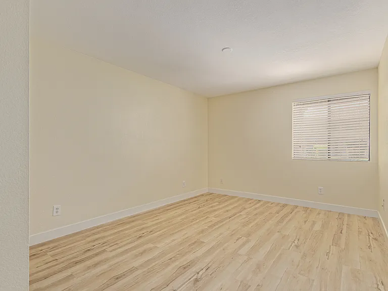 5995 N 78th St #1037 — Photo 21