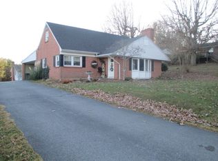 101 City View St, Galax, VA 24333