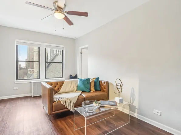 1140-45 N Lasalle St, Chicago, IL