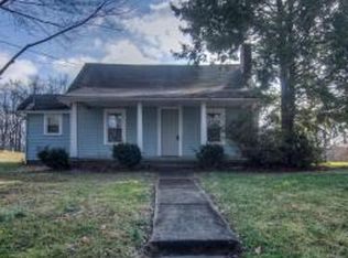 4633 Old Stage Rd, Kingsport, TN 37664