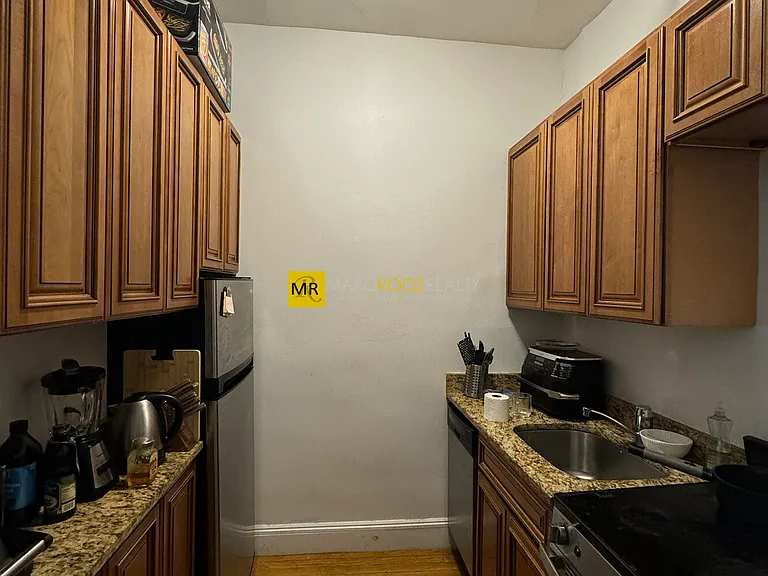 455 Beacon St #5 — Photo 6