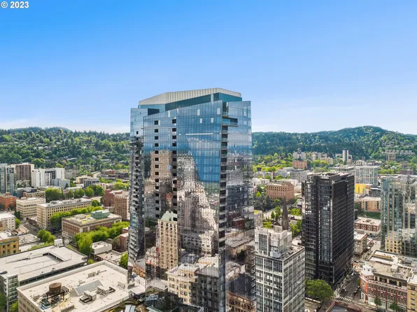 550 SW 10th Ave #3107, Portland, OR 97205