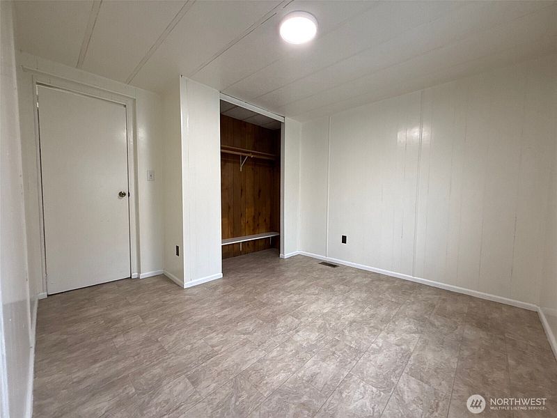 5th image of 11901 55th Avenue NE #5