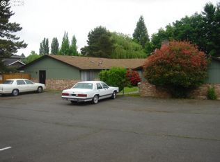 17215 Merlo Rd, Beaverton, OR 97003
