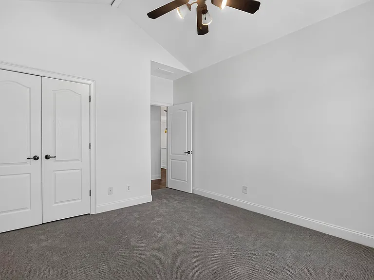 1081 Carriage Ridge Dr — Photo 44