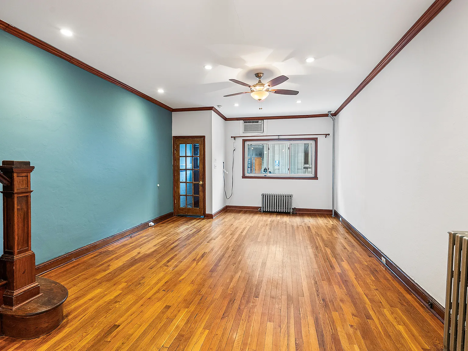 3 bed, 1.5 bath, 1140 sqft, $1,850 — Photo 3