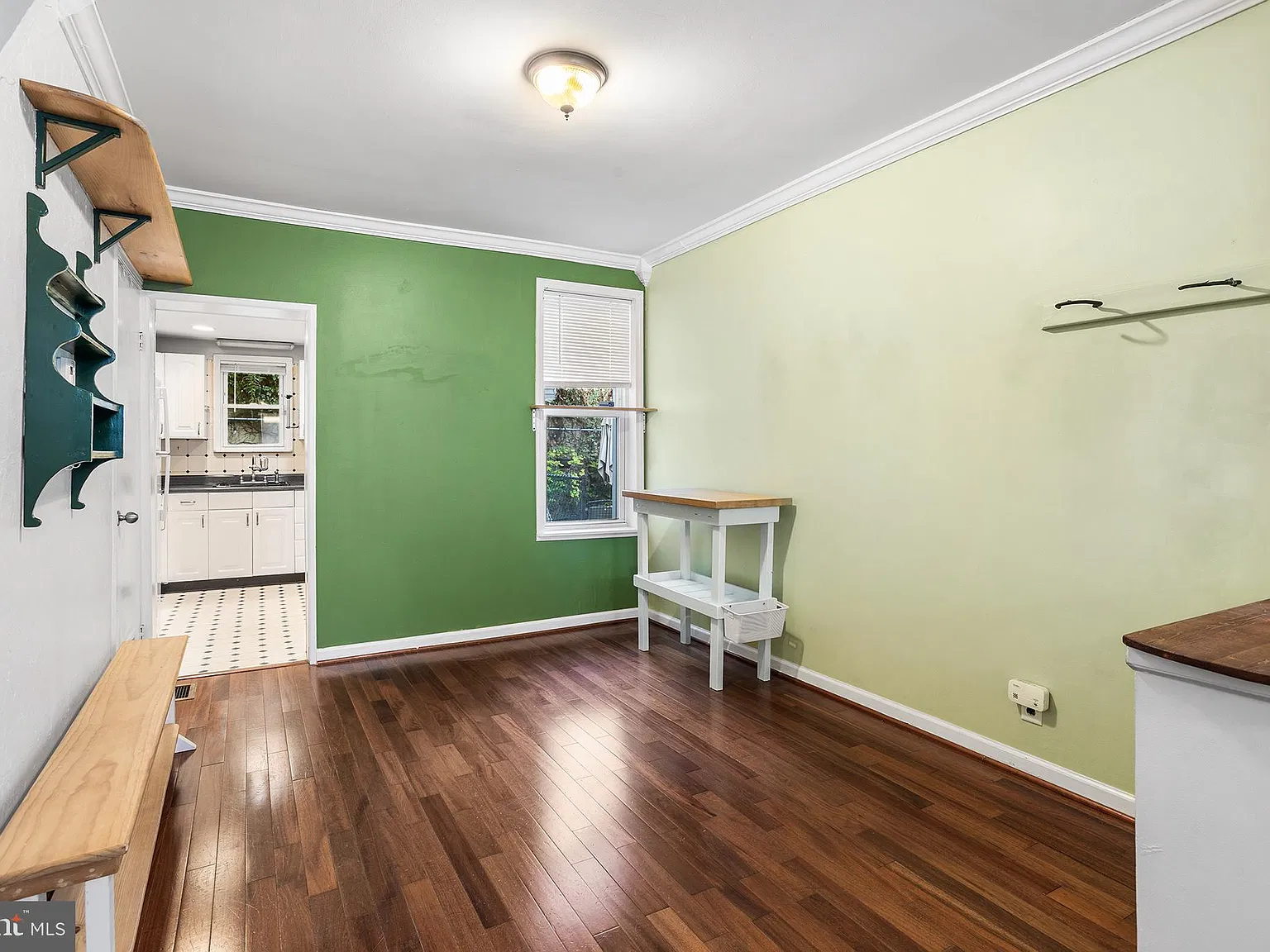2 bed, 1.0 bath, 1016 sqft, $1,700 — Photo 3