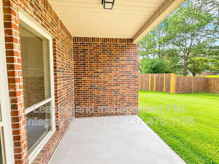 213 Woodhaven Rd — Photo 13